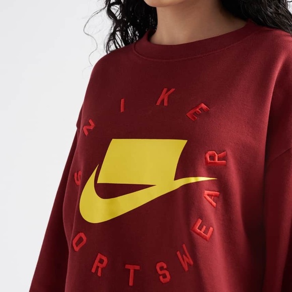 NWT Nike Fleece Crew Sweatshirt - Picture 4 of 7